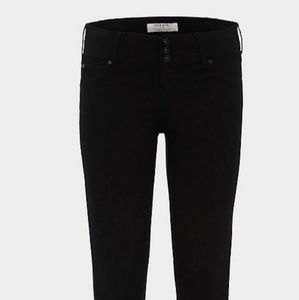 Torrid black jeggings
